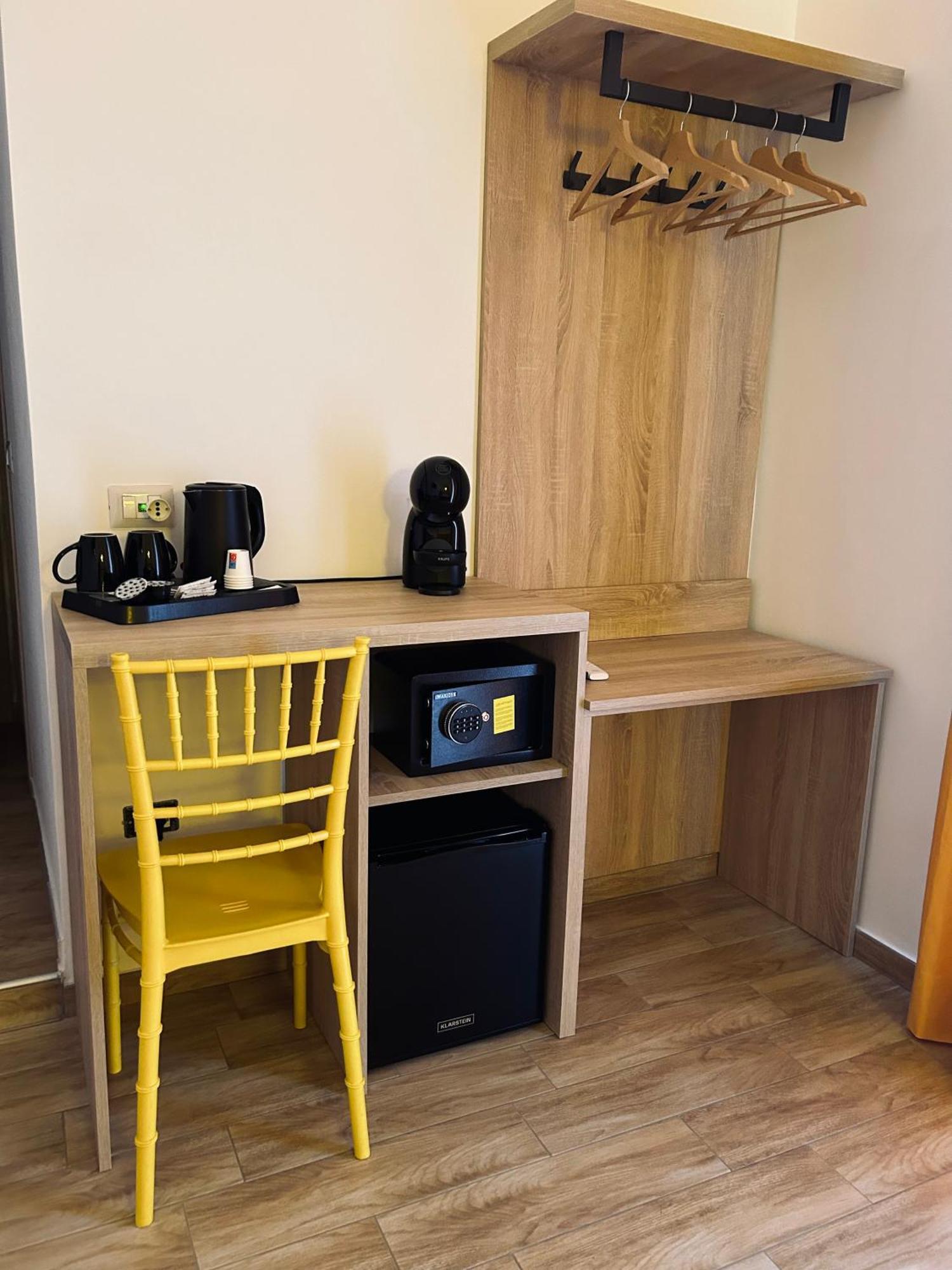 Bed and Breakfast Mia Napoli Екстер'єр фото
